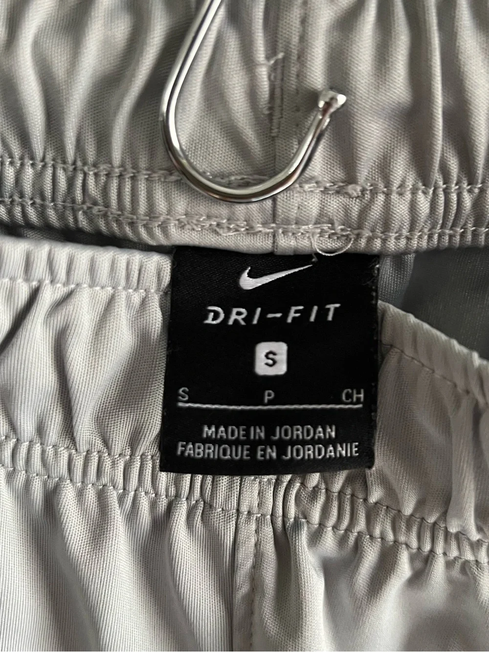 Nike Dri-FIT Boys Size S Small Gray Neon Green Athletic Basketball Shorts